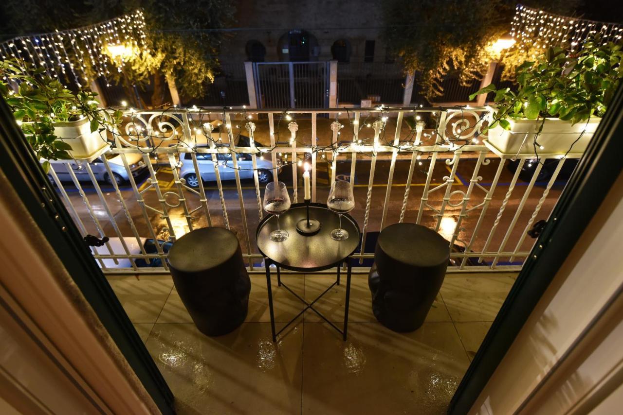 First Floor B&B Бари Экстерьер фото