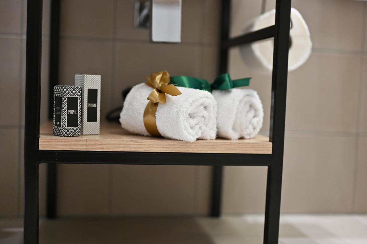 First Floor B&B Бари Экстерьер фото